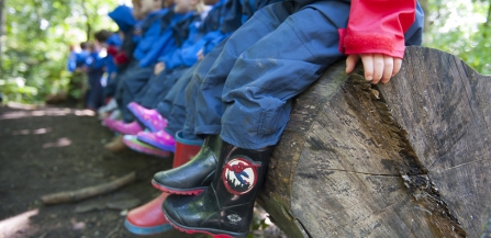 School children on a nature reserve visit © Paul Harris/2020VISION