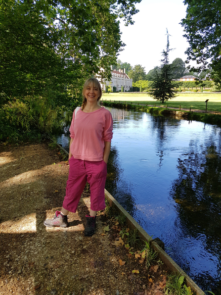 Amanda Kane-Smith by the River Test at Mottisfont